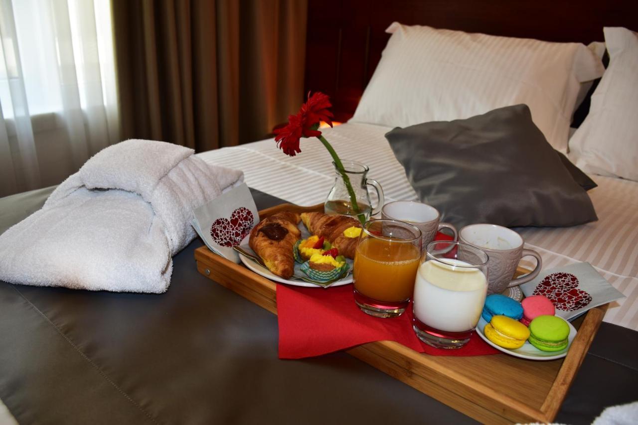 Hotel Ergi'S Dıraç Dış mekan fotoğraf